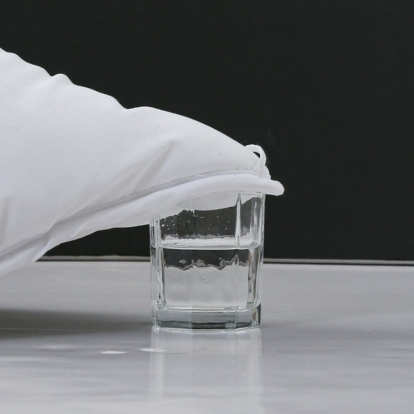 L LOVSOUL White Down Alternative Comforter - L - LOVSOUL